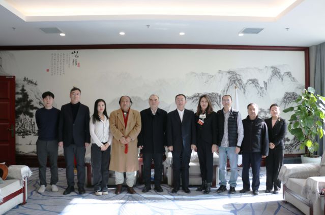 中國僑聯(lián)副主席一行到訪中景恒基投資集團(tuán)考察交流